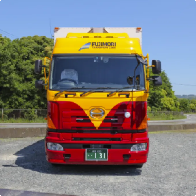 13t大型トラックドライバー(定期便)|倉敷営業所